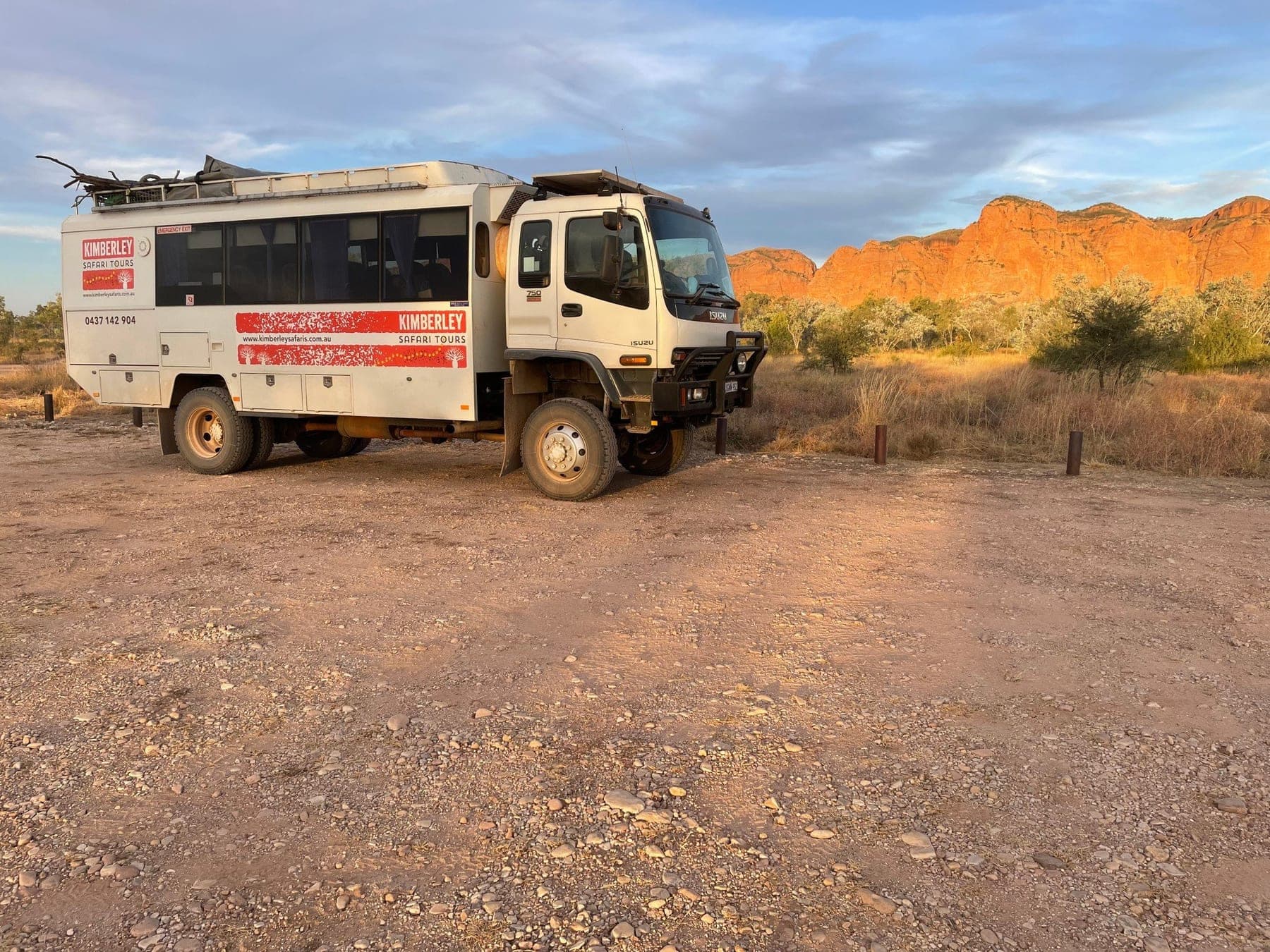 Kimberley Safari Tours guests and landscapes on tour in Western Australia